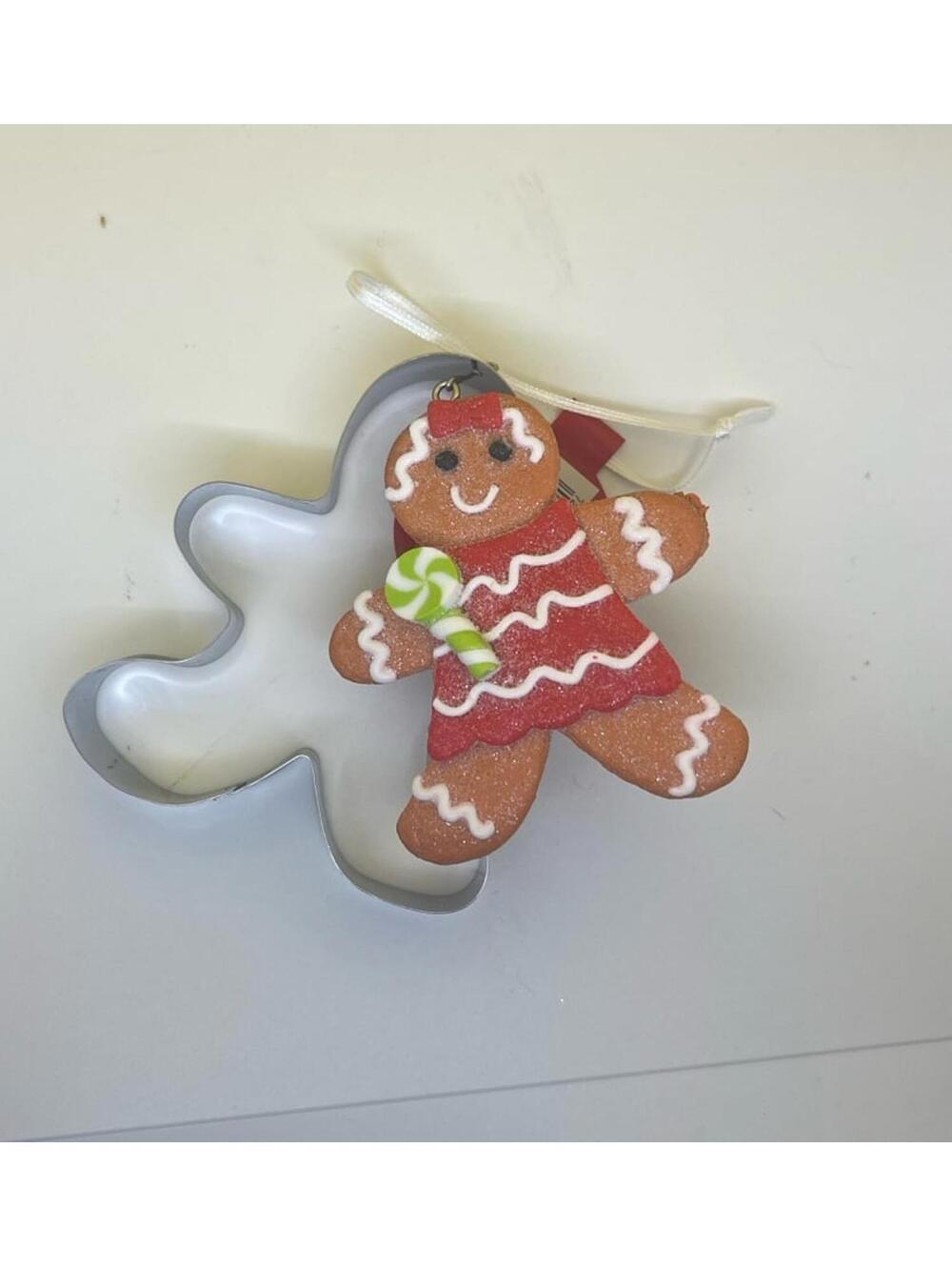 NWT Gingerbread Girl Cookie Cutter ornament